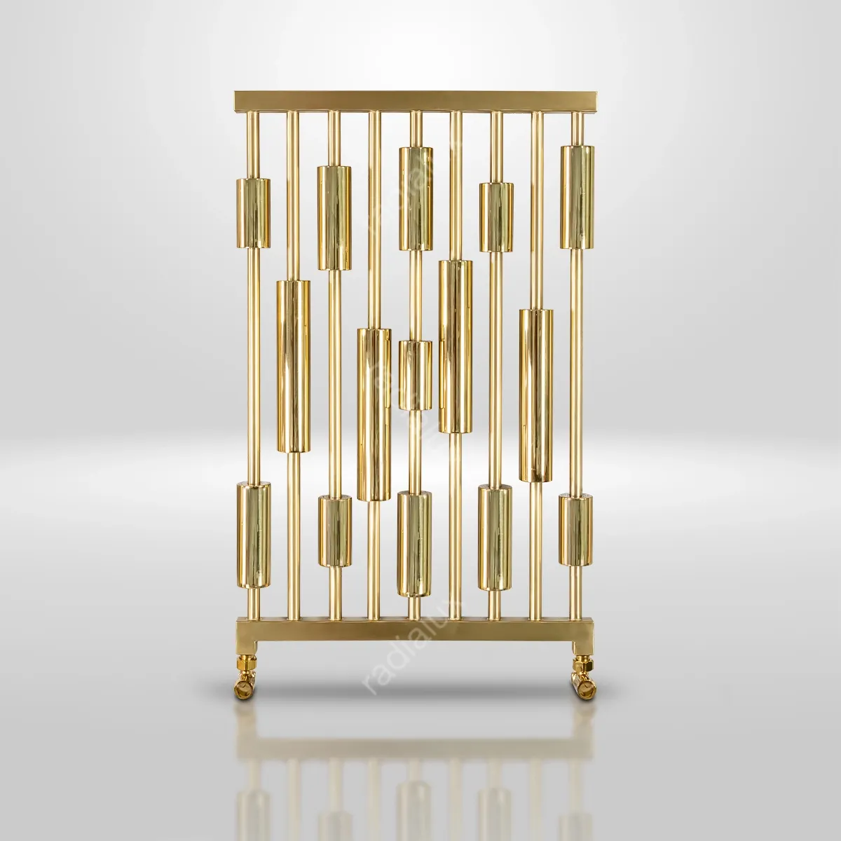 حوله‌خشک‌کن استیل دکوراتیو مدل Enzo